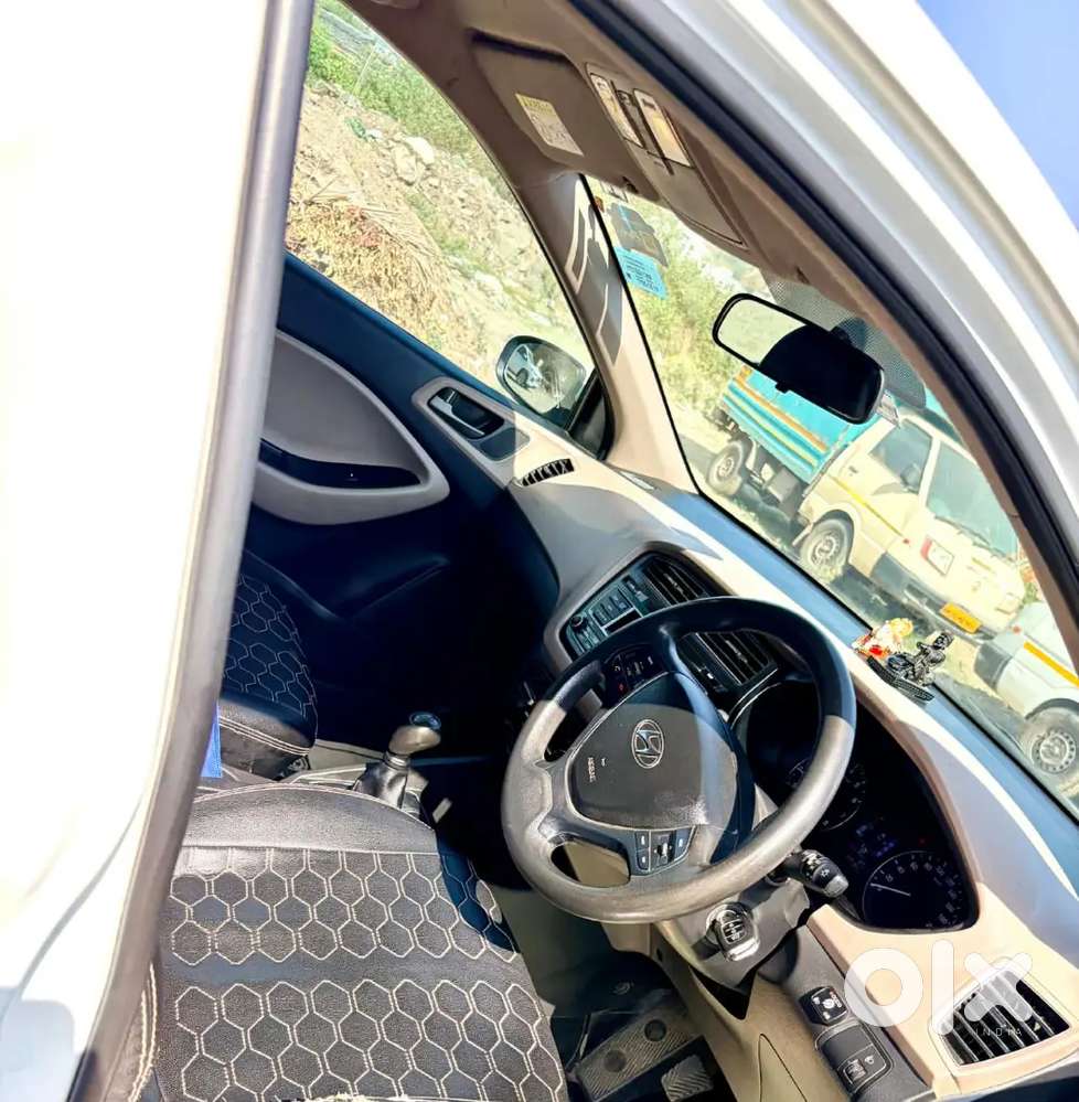 Hyundai Elite I20 2017 Petrol 148000 Km Driven