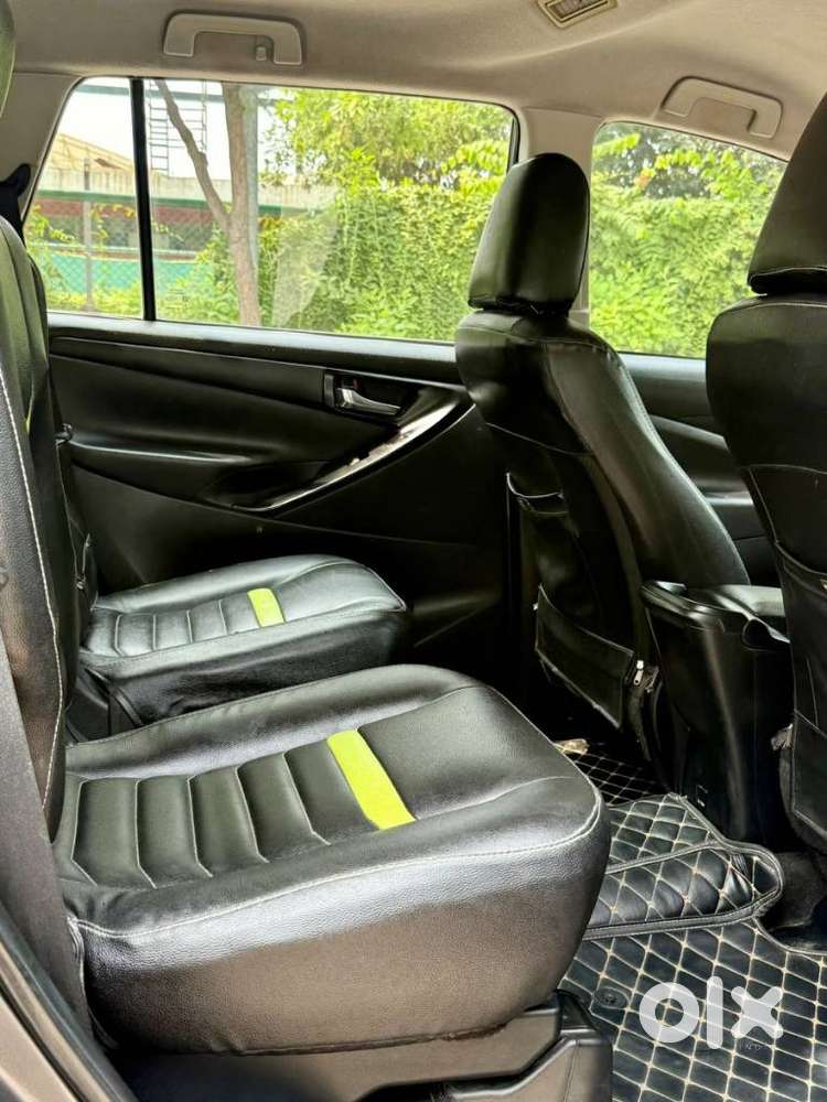 Toyota Innova Crysta 2.4 G Mt, 2017, Diesel