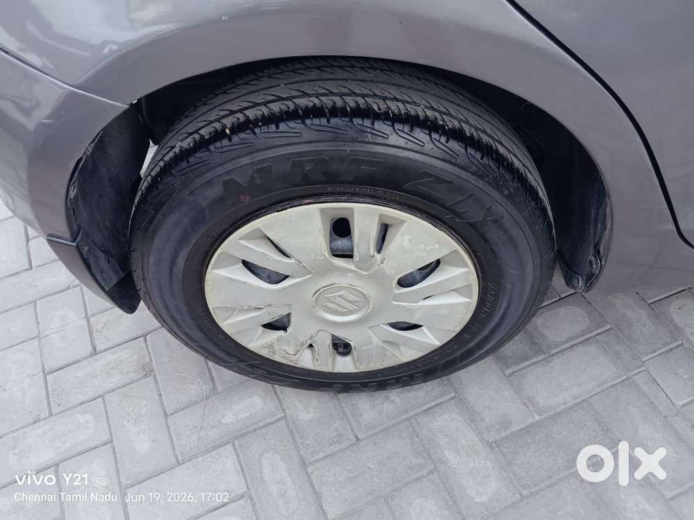 Maruti Suzuki Swift Vxi, 2012, Petrol