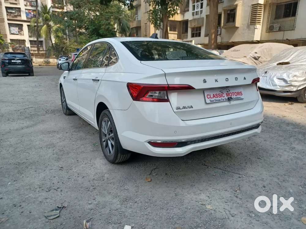 Skoda Slavia Style 1.5l Tsi Mt, 2022, Petrol
