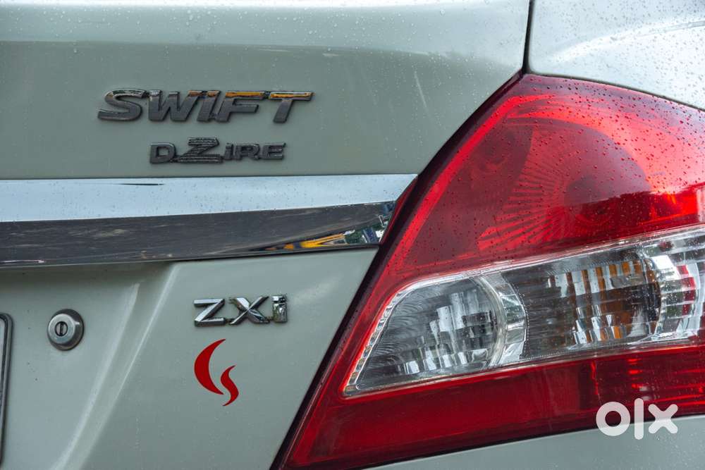 Maruti Suzuki Dzire 1.2 Zxi, 2013, Petrol