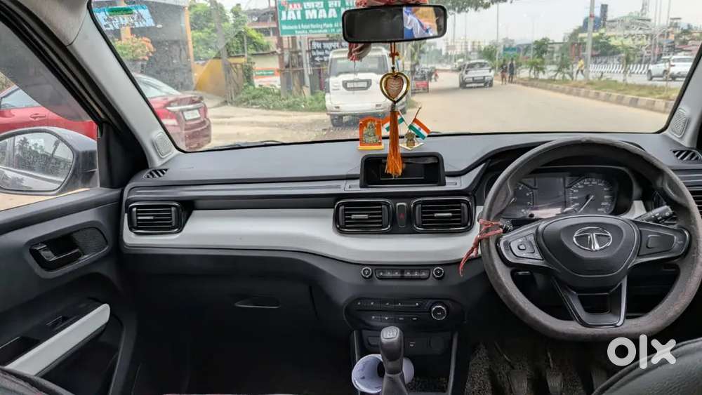 Tata Punch Revotron 2023 Pack Amt