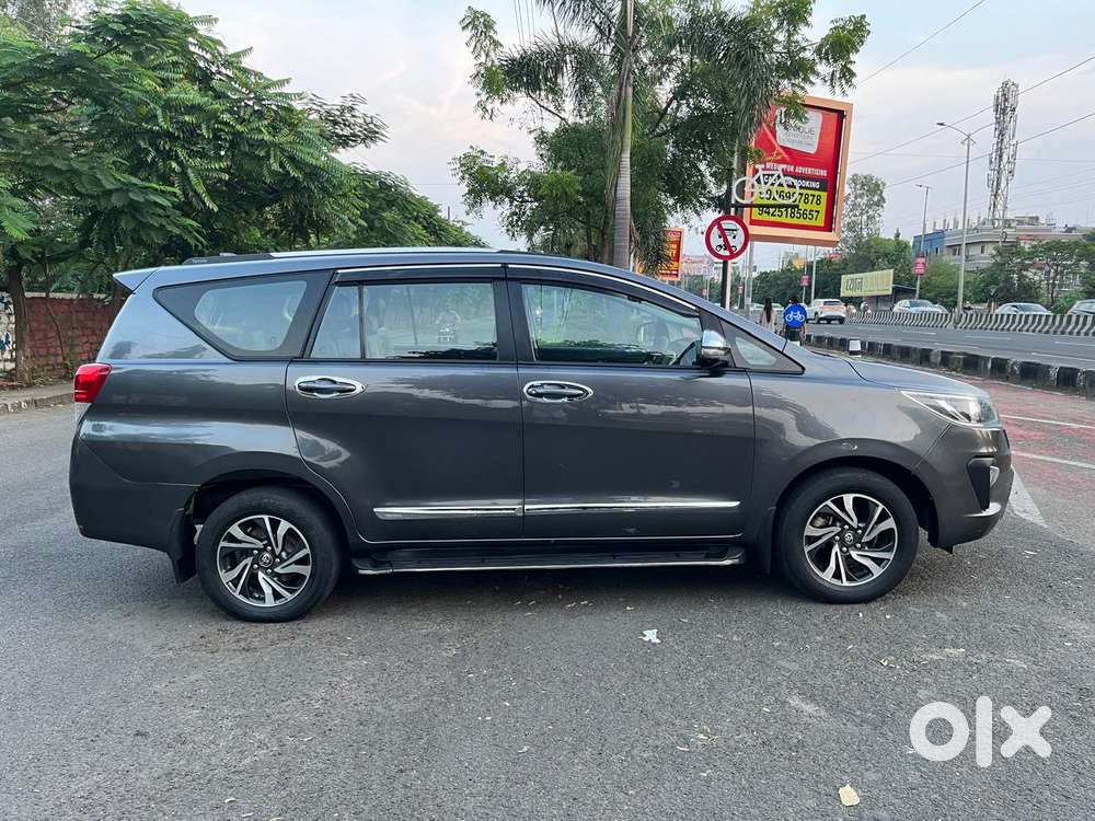 Toyota Innova Crysta 2.4 G Mt 8s, 2021, Diesel