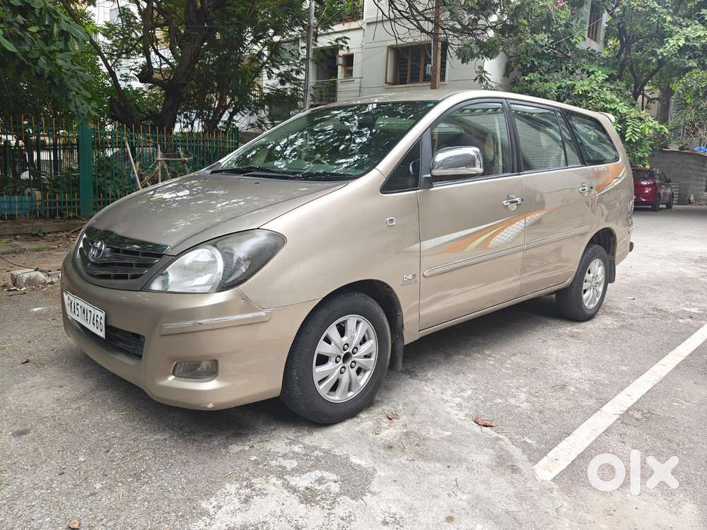 Toyota Innova 2.0 Vx 8 Str, 2010, Diesel