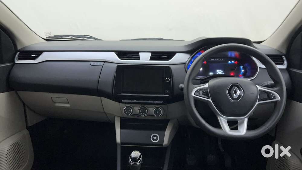 Renault Triber 1.0 Rxz Dual Tone, 2023, Petrol