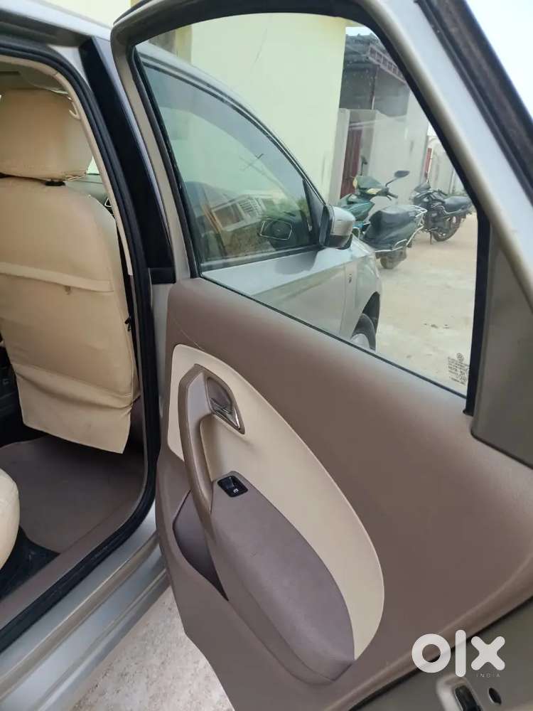 Skoda Rapid Tsi Active 2013