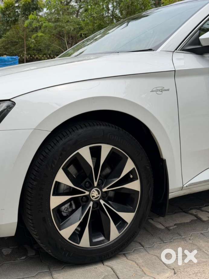 Skoda Superb 2.0 L&k Tsi At, 2021, Petrol