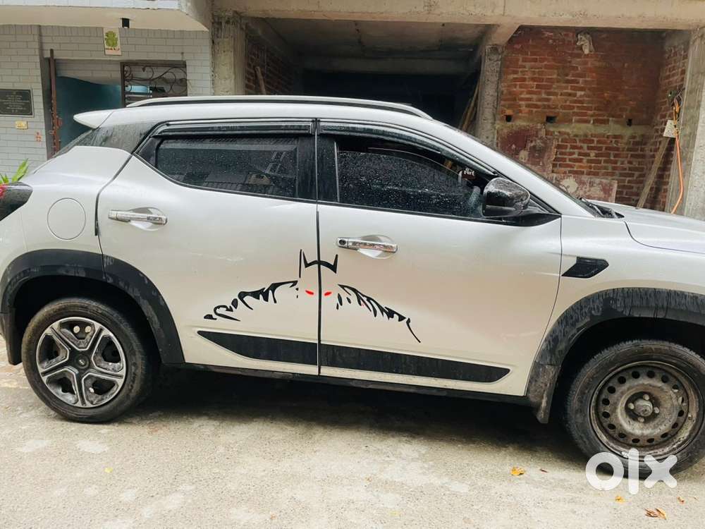 Renault Kiger 2023 Petrol Manual Year
