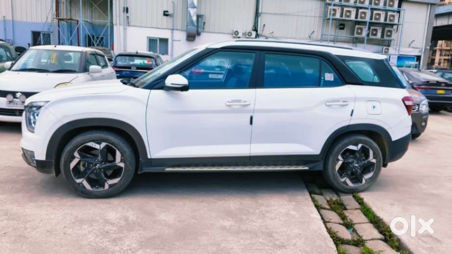 Hyundai Alcazar 2.0 Platinum (o) Petrol At 7 Str, 2022, Petrol