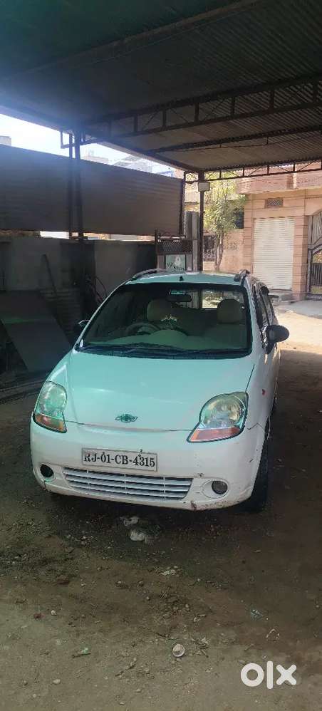 Chevrolet Spark 2011 Petrol Well Maintained