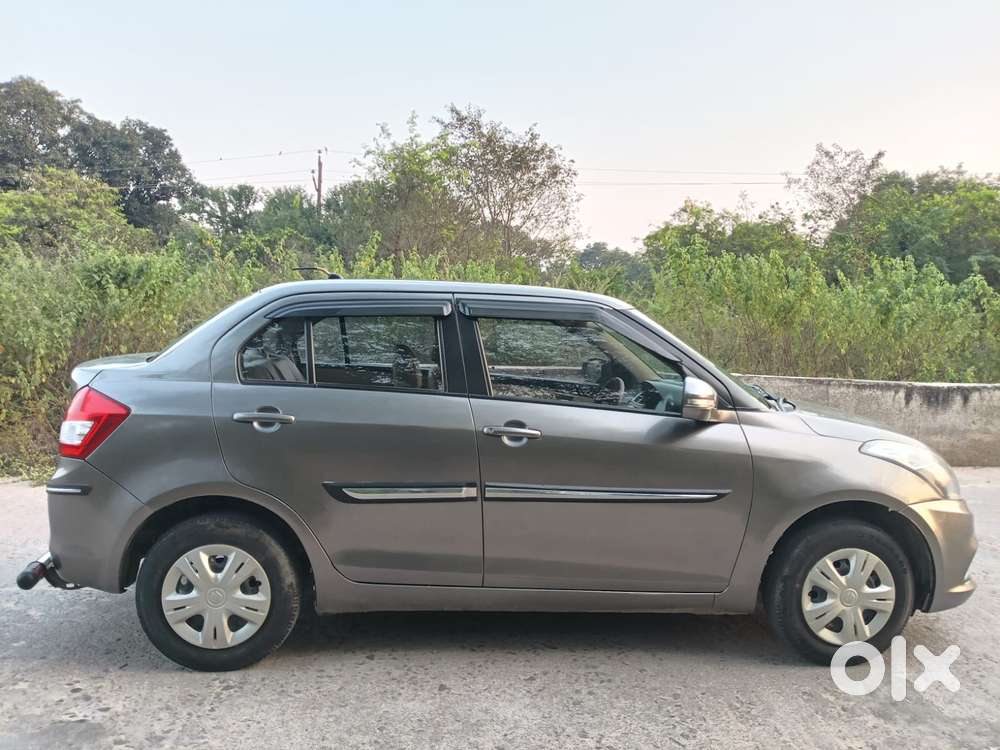 Maruti Suzuki Swift Dzire Amt Vxi, 2016, Petrol