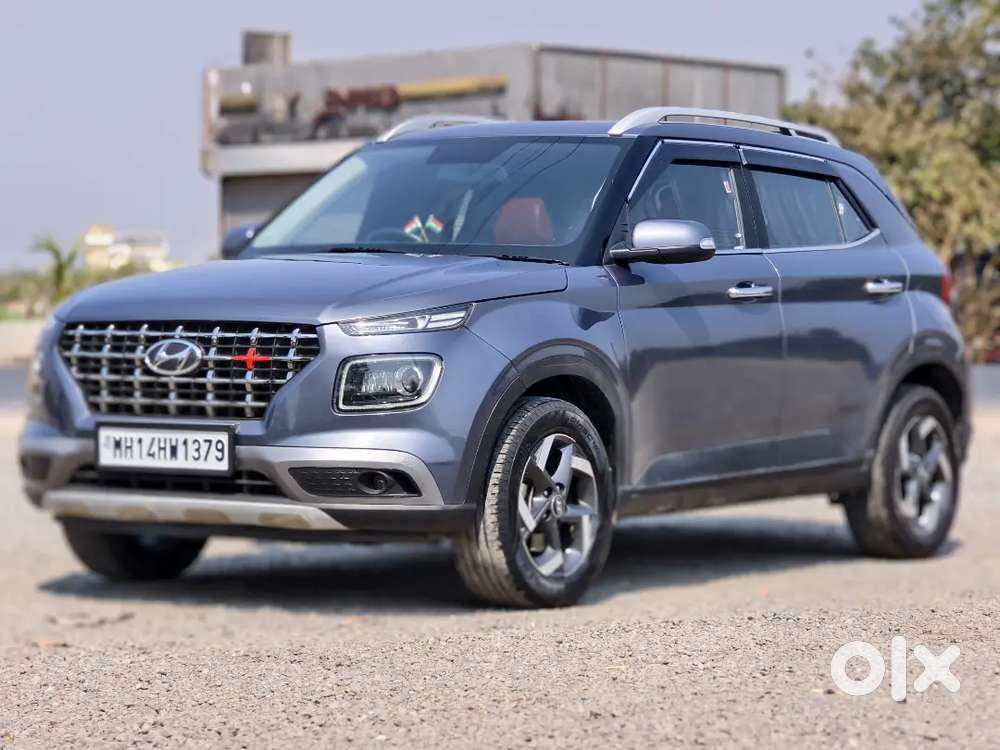 Hyundai Venue 2019 Diesel 74000 Km Driven