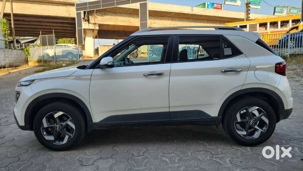 Hyundai Venue Sx Plus Turbo Dct, 2019, Petrol
