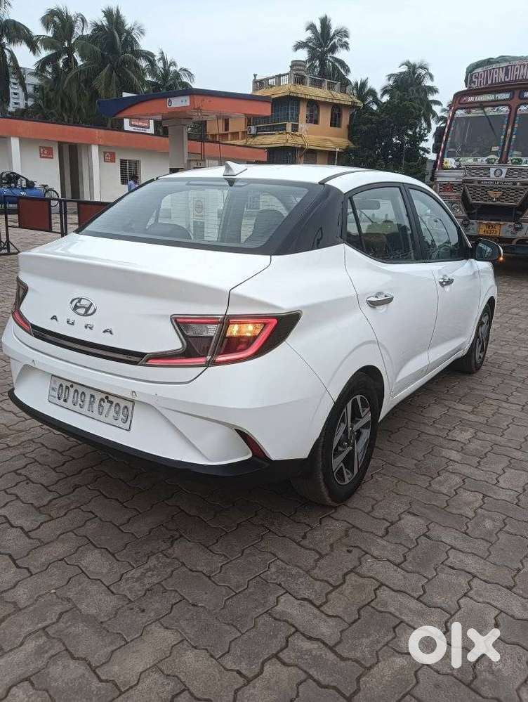 Hyundai Aura 1.0 Sx Plus Petrol, 2020