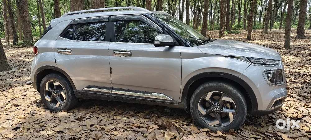 Hyundai Venue 2019 Diesel 70000 Km Driven