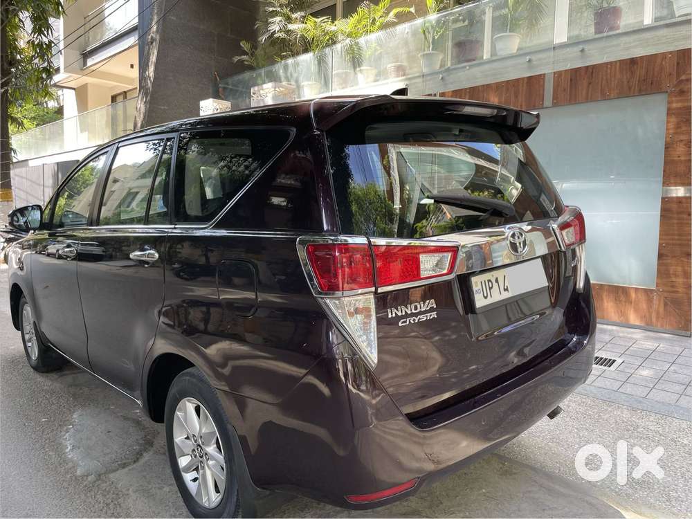 Toyota Innova Crysta [2020-ongoing] 2.4 Vx 8 Str, 2017, Diesel