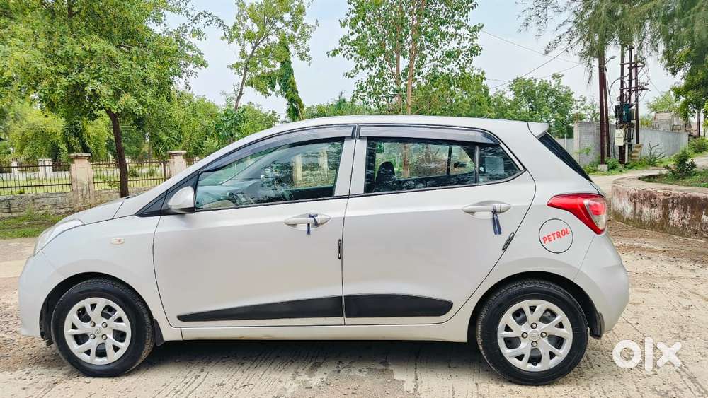 Hyundai Grand I10 2016-2017 Sportz, 2017, Petrol