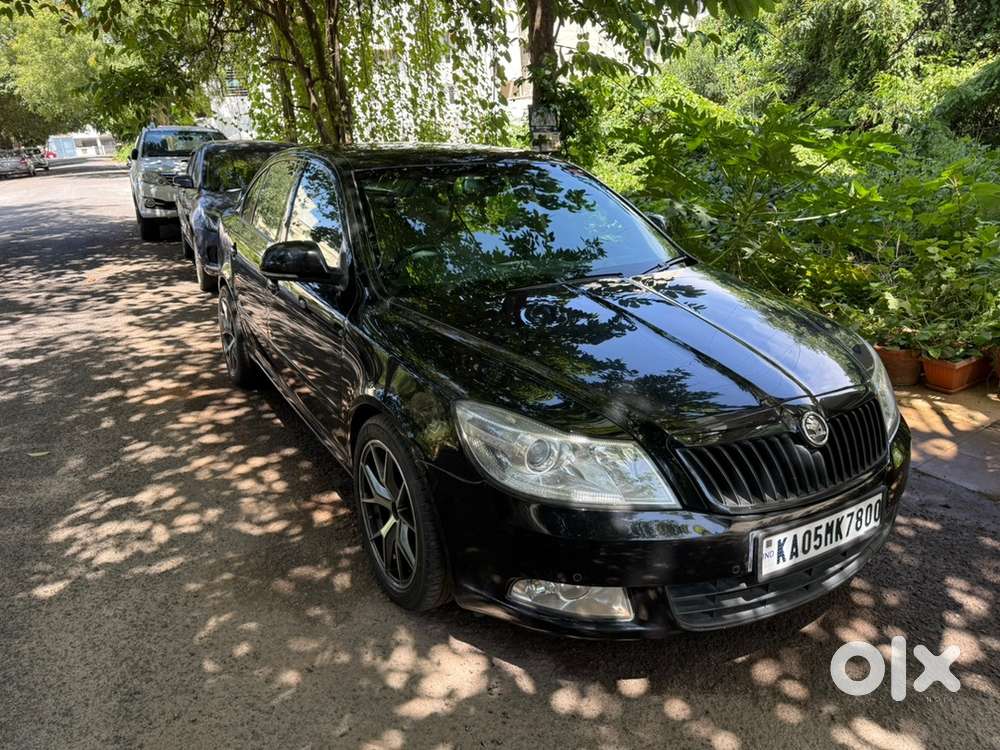 Skoda Laura 2.0 Ambition 2011