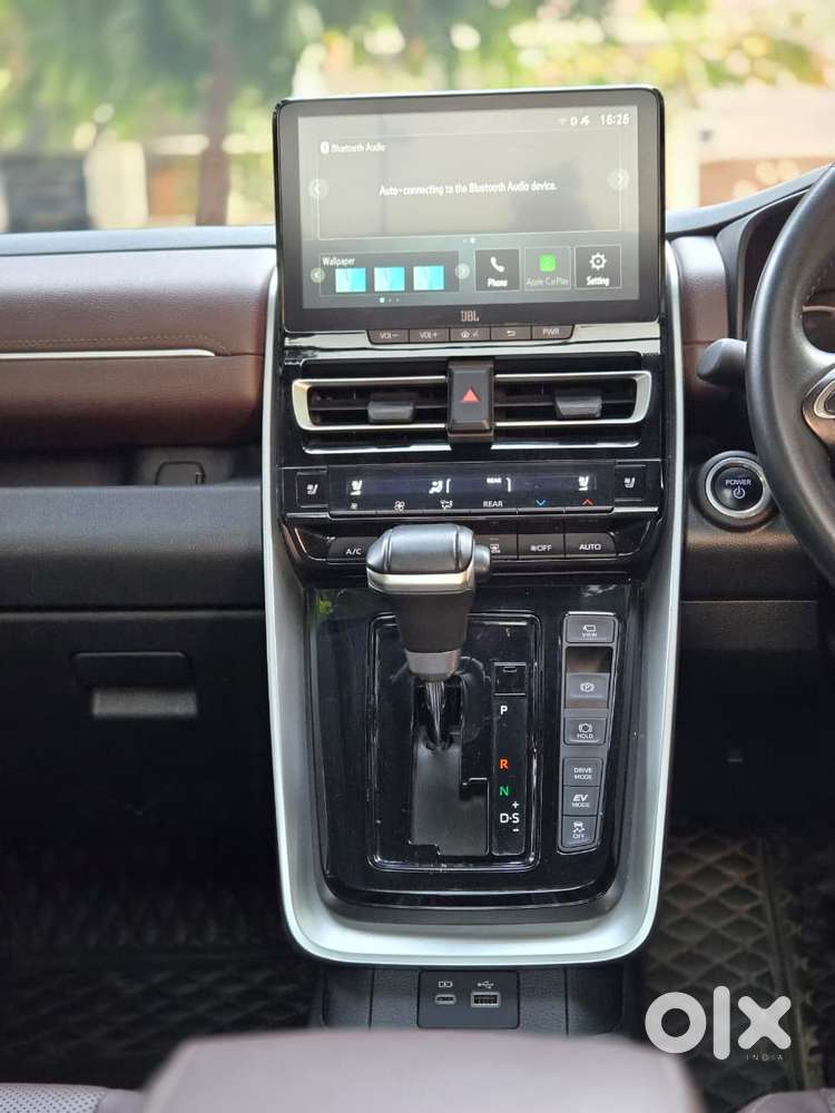 Toyota Innova Hycross 2.0 Zx (o) Hybrid 7 Str, 2023, Cng & Hybrids