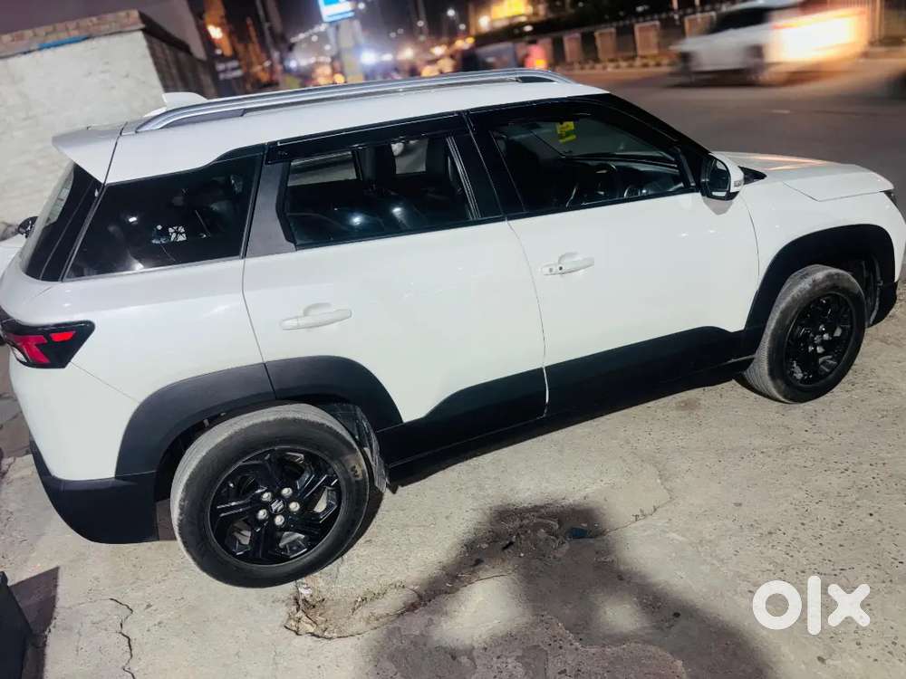 Breeza Zxi Smart Hybrid Top Model