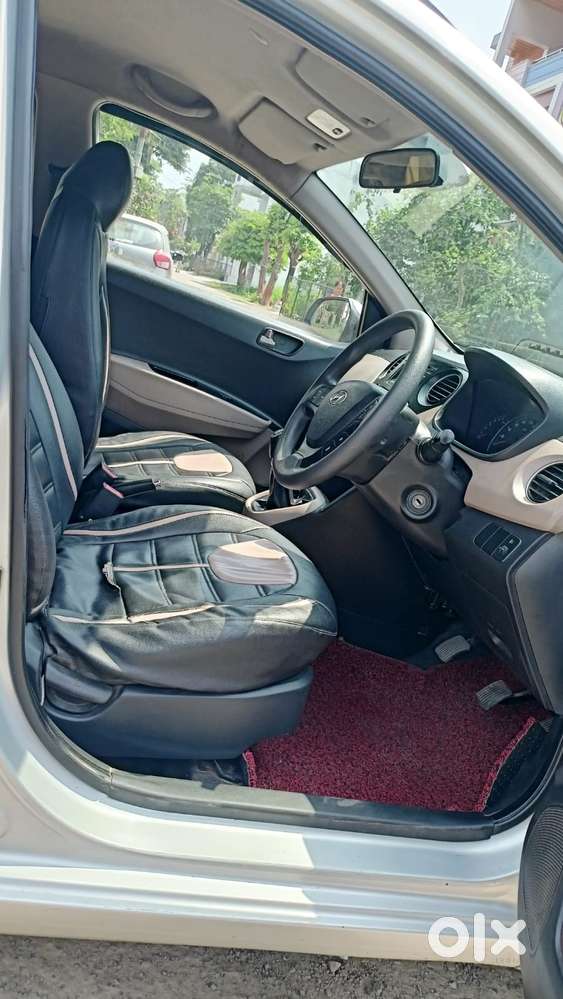 Hyundai Grand I10 2013-2016 Sportz, 2015, Petrol