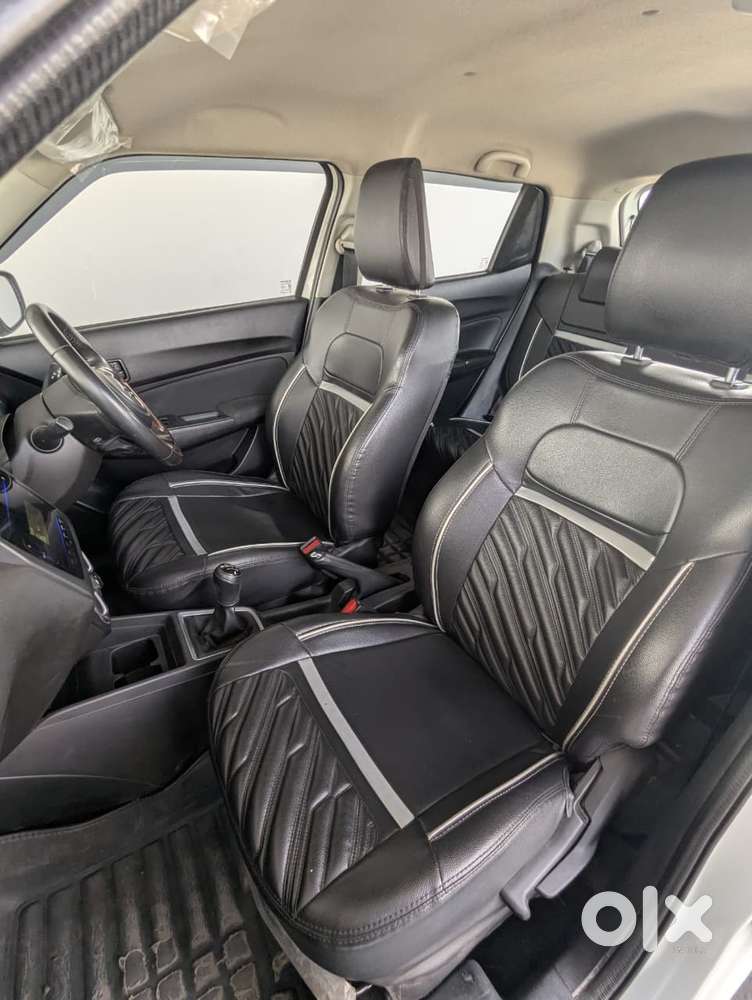 Maruti Suzuki Swift 1.2 Vxi (o), 2023