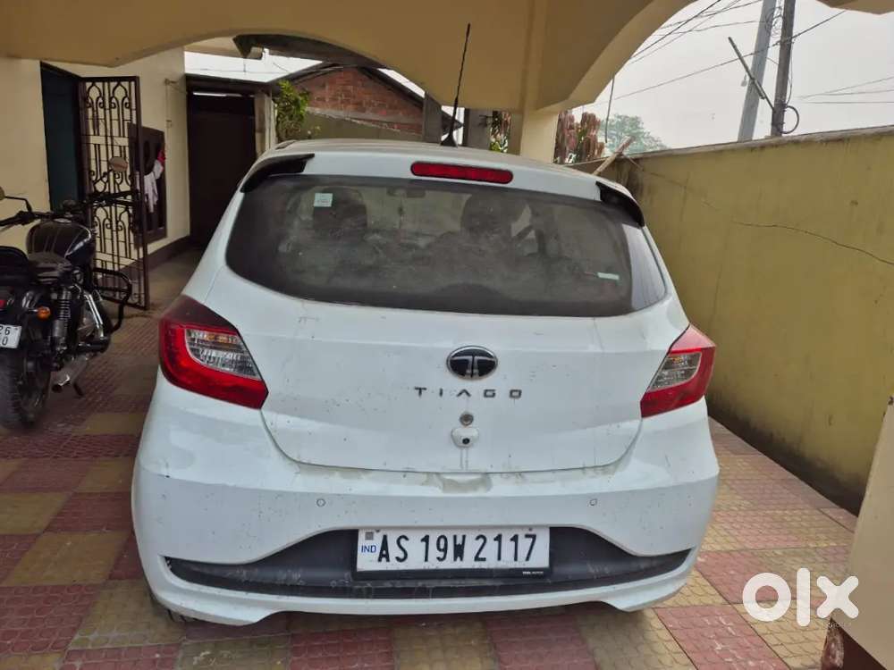 Tata Tiago 1.2 Revotron Xta 2025