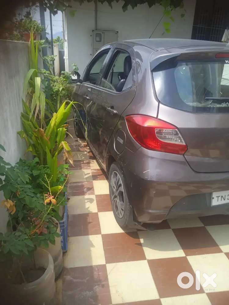 Tata Tiago Revotron 2018