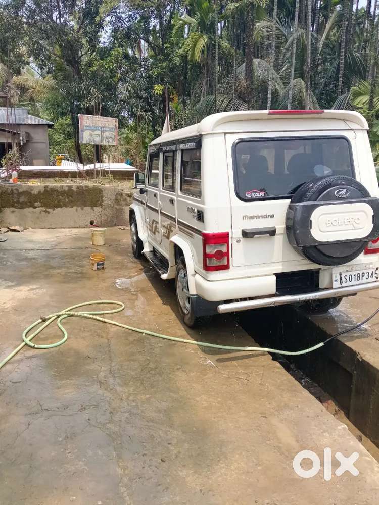Mahindra Bolero 2015