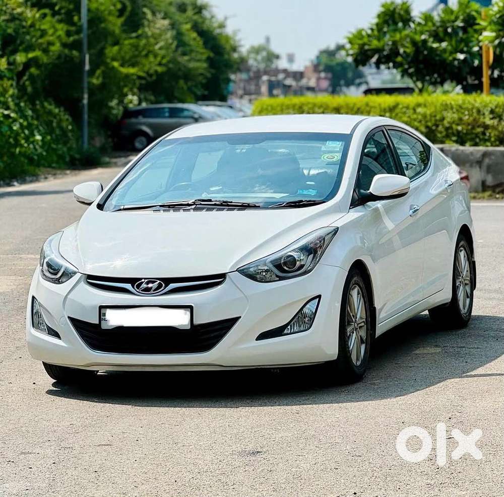 Hyundai Elantra 1.8 Sx Mt, 2015, Petrol