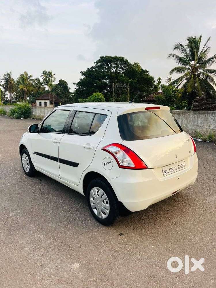 Maruti Suzuki Swift Vxi With Abs, 2017, Petrol
