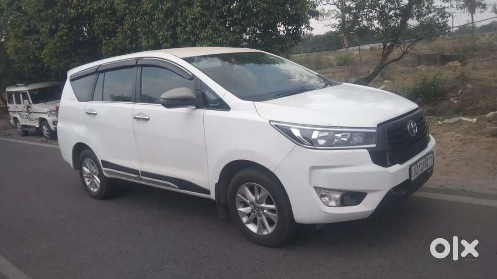 Toyota Innova Crysta 2.4 Gx 2019
