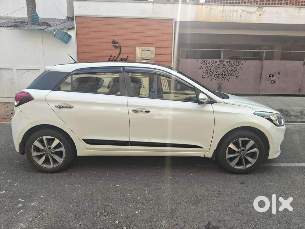Hyundai Elite I20 Sportz (o) 1.2, 2015, Petrol