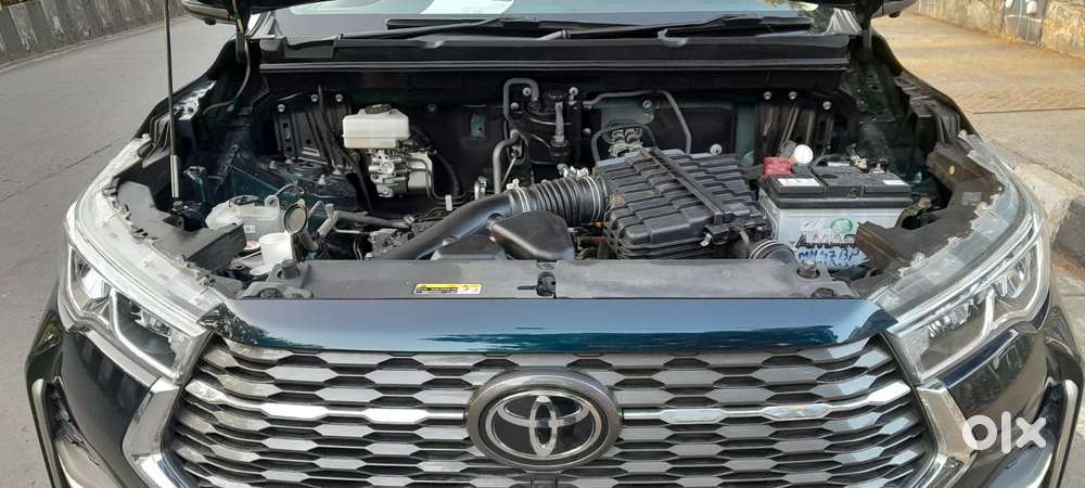 Toyota Innova Hycross 2.0 Zx (o) Hybrid 7 Str, 2024, Petrol