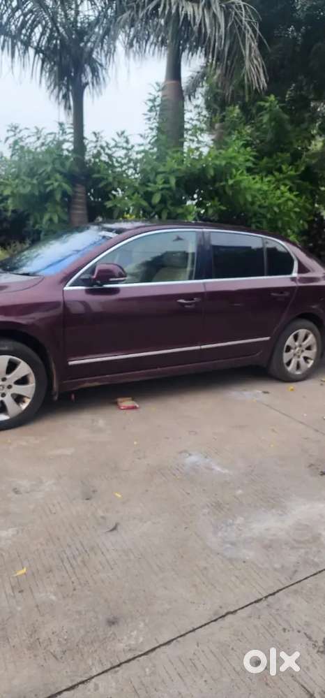 Skoda Superb 2012 Petrol Well Maintained