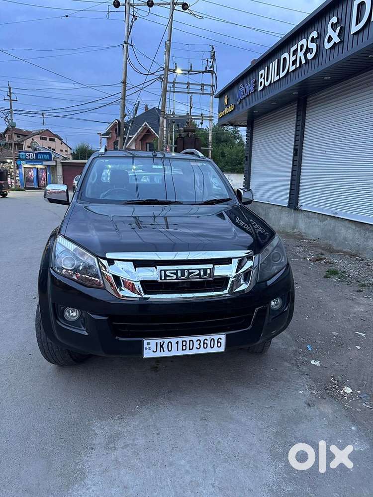 Isuzu D-max V-cross 4x4 2017