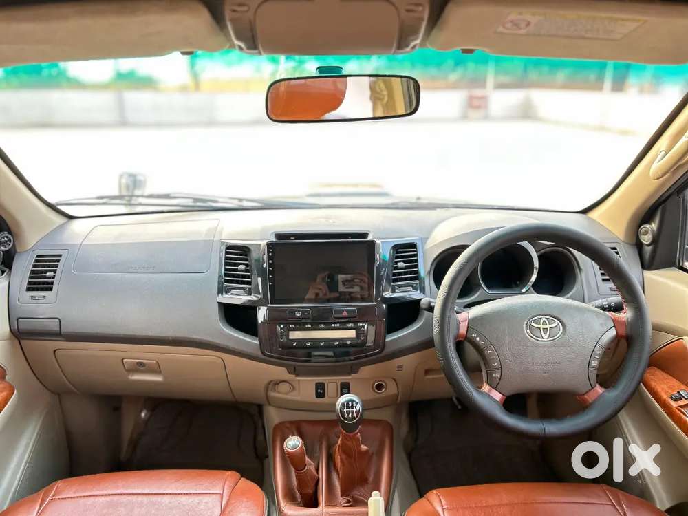 *toyota Fortuner D-4d 4x4 Diesel Manual*
 2010 (fitness Till 2031)
Mh