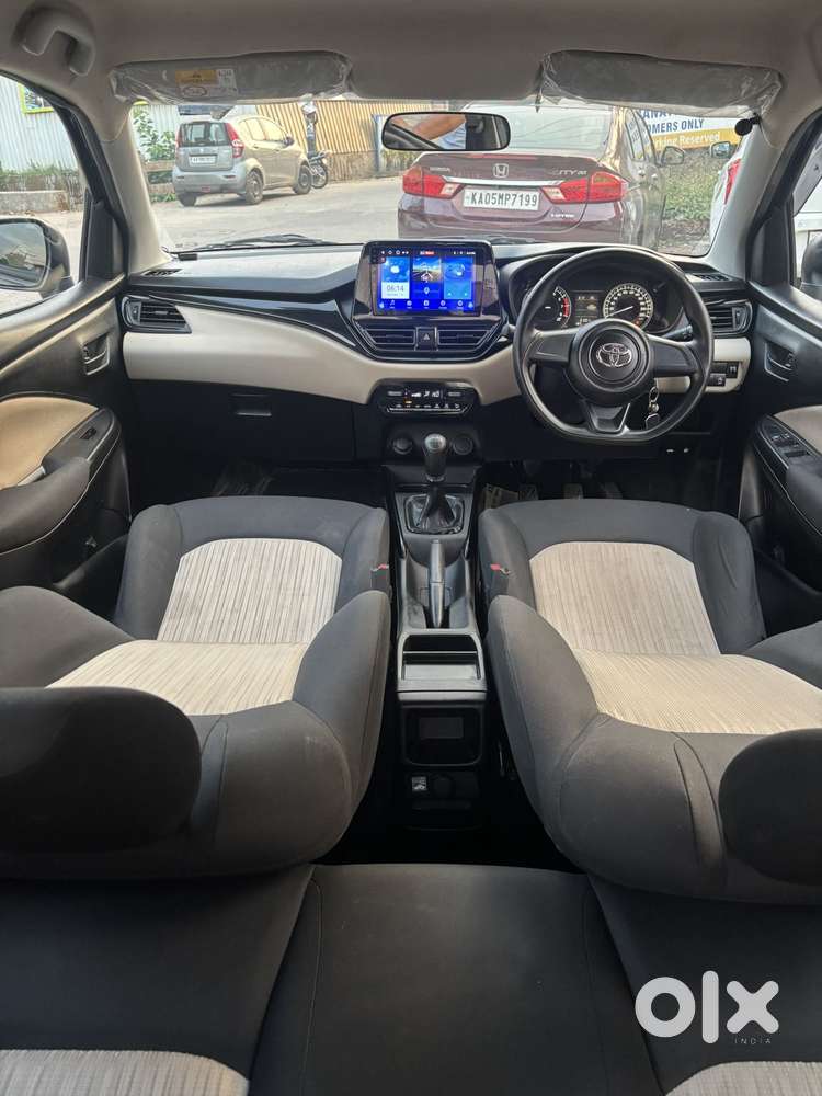 Toyota Glanza 1.2 E, 2024, Petrol