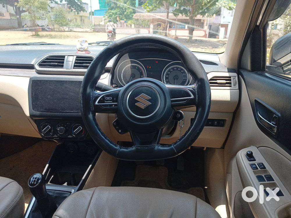 Maruti Suzuki Dzire 1.2 Vxi, 2023, Petrol
