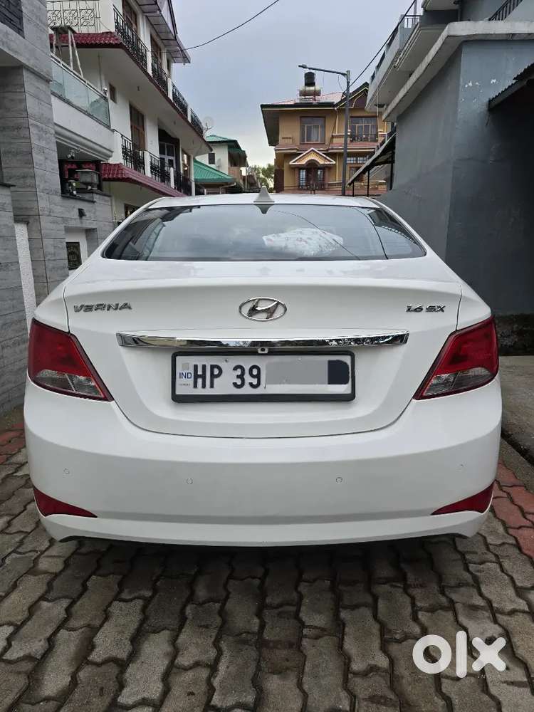 Hyundai Verna 2016 Petrol Well Maintained