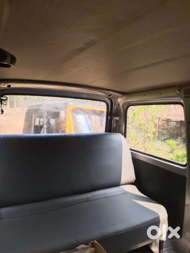 Maruti Suzuki Omni 2011