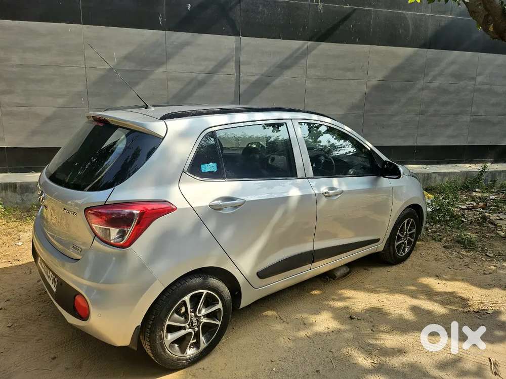 Grand I10 Sportz (o) Automatic