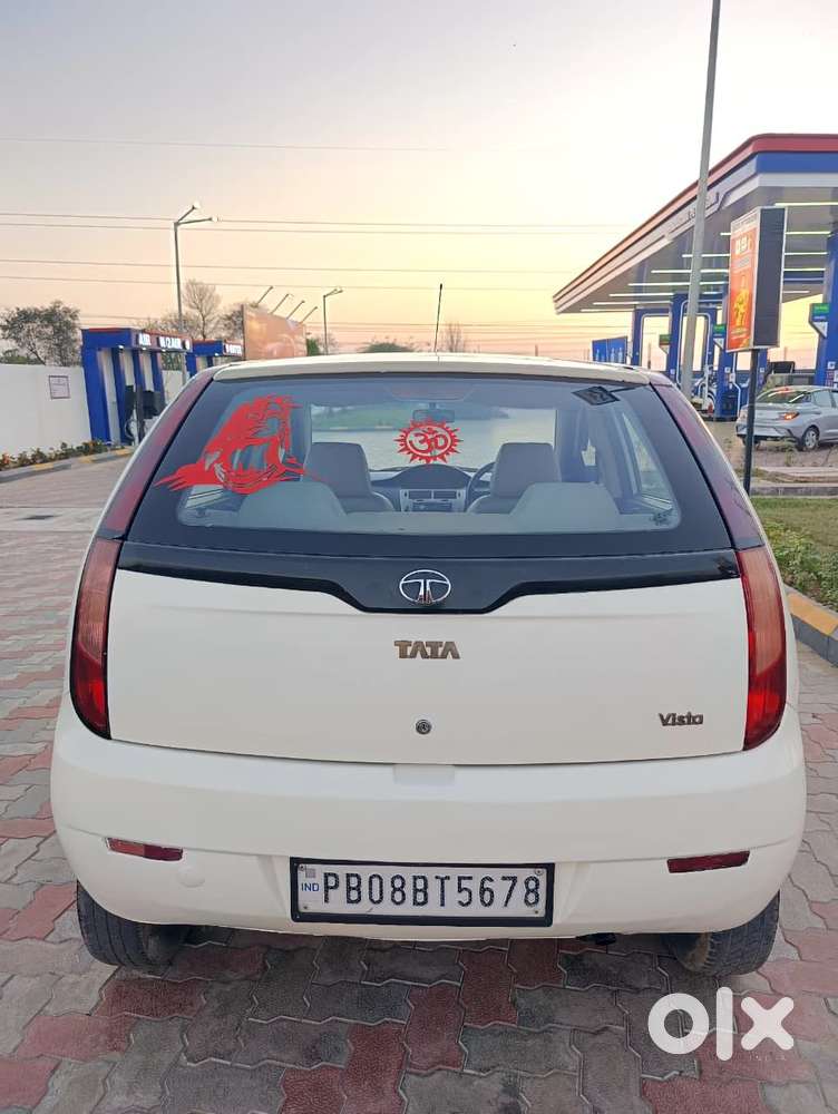 Tata Indica Vista 2008-2013 Aura Plus 1.3 Quadrajet, 2012, Diesel