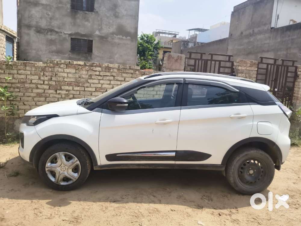 Tata Nexon Xz 2022 Petrol 65000 Km Driven