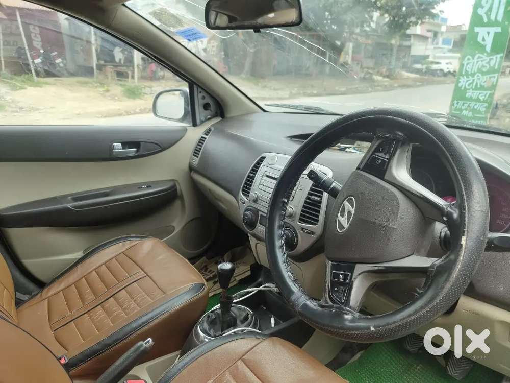 Hyundai I20 Asta 2010 Model