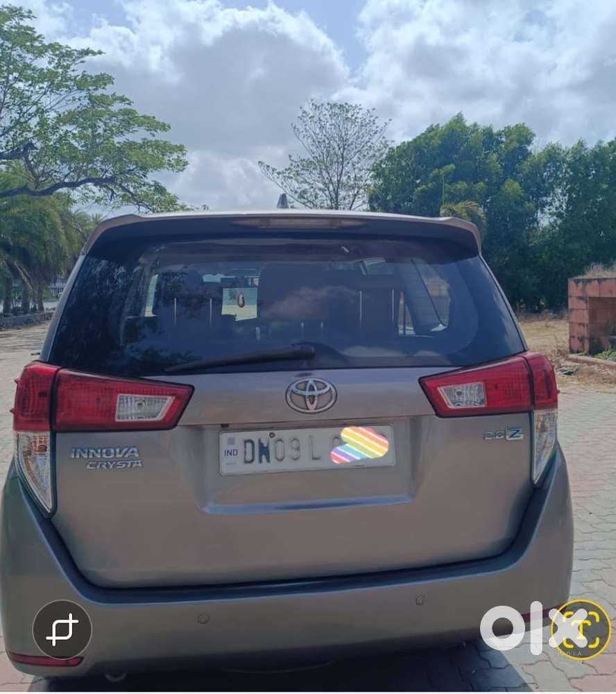 Toyota Innova Crysta 2.8z Automatic, 2016, Diesel