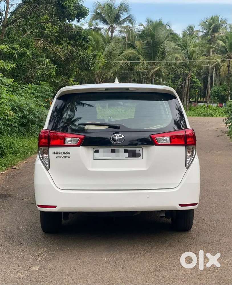 Toyota Innova Crysta 2018 Diesel Manual