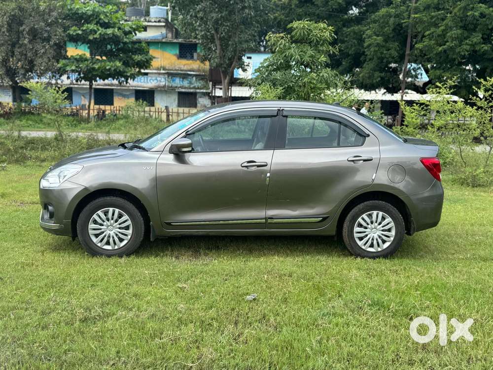 Maruti Suzuki Swift Dzire Vxi Optional, 2017, Petrol