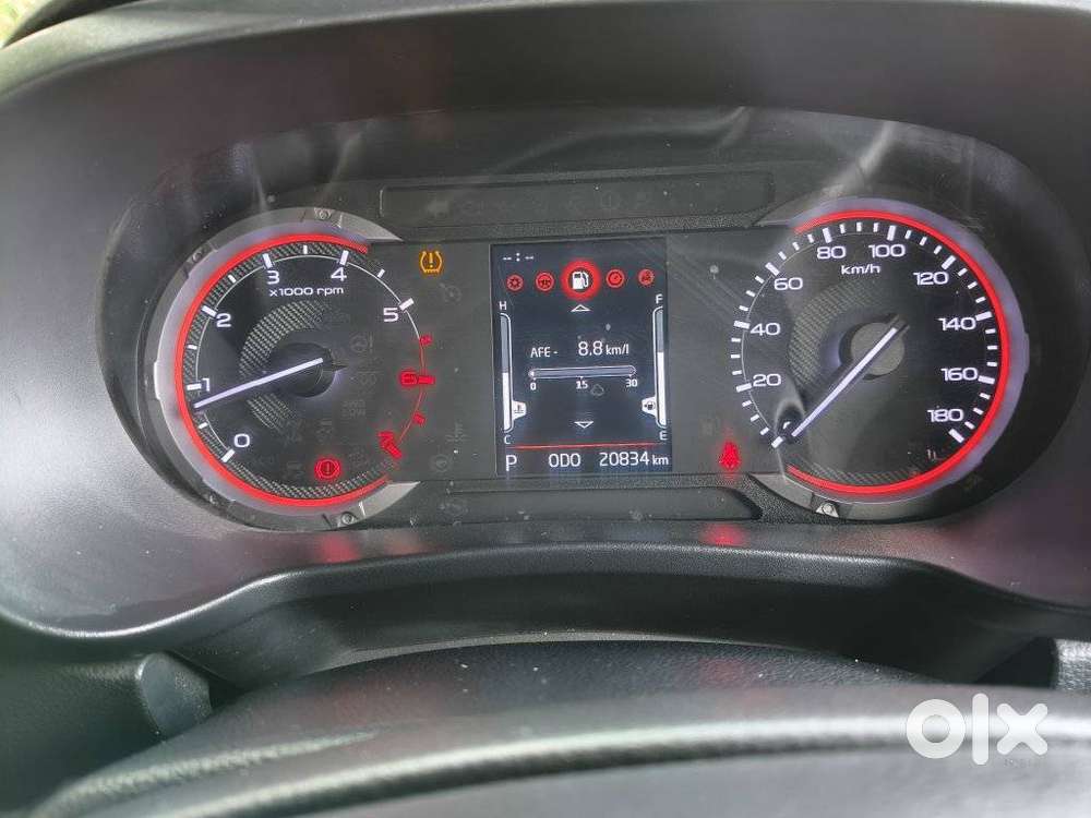 Mahindra Thar Lx Convertible Top Petrol At 4wd, 2021, Petrol