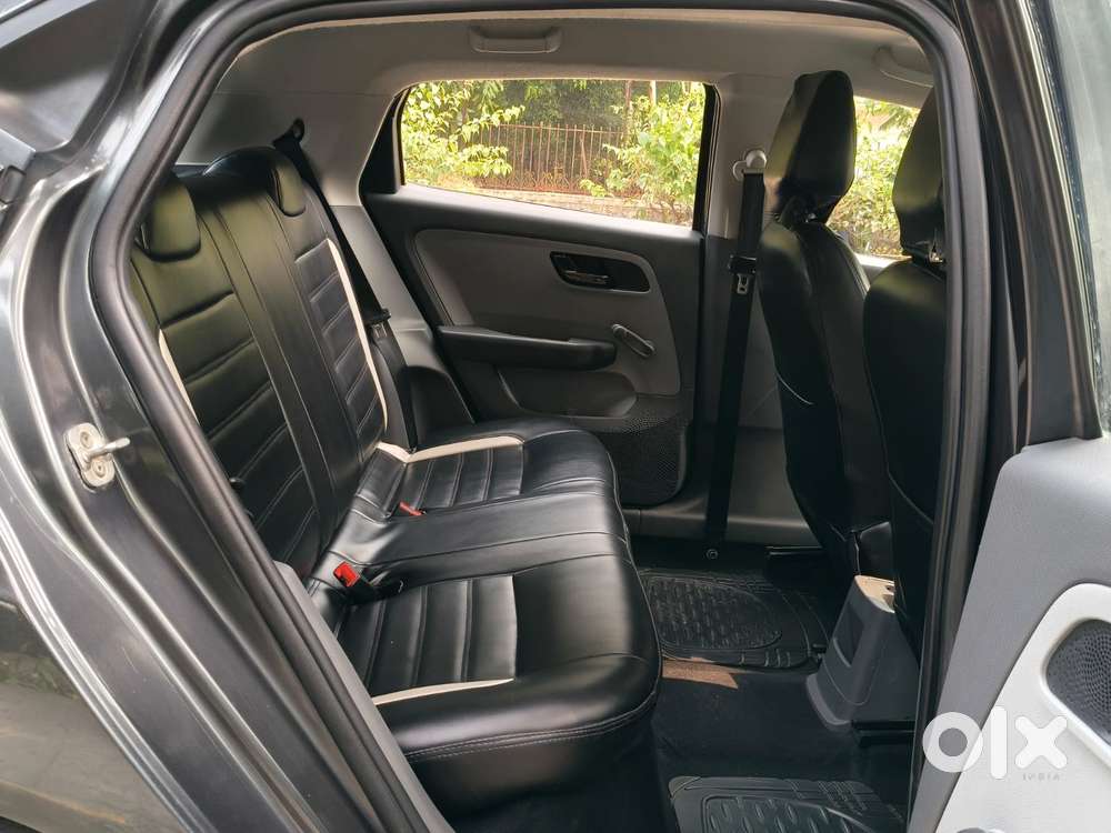 Tata Altroz 1.2 Xe, 2021, Petrol